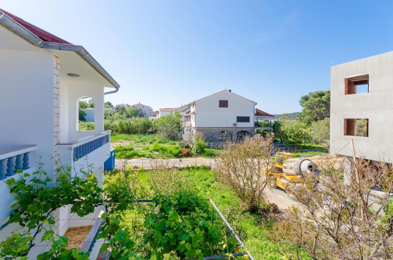 Apartments Slavica R Banjol 외부 사진