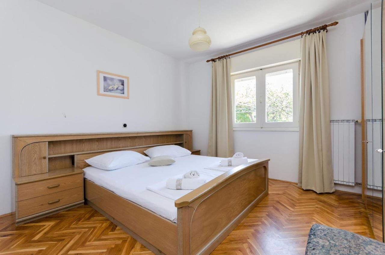Apartments Slavica R Banjol 외부 사진