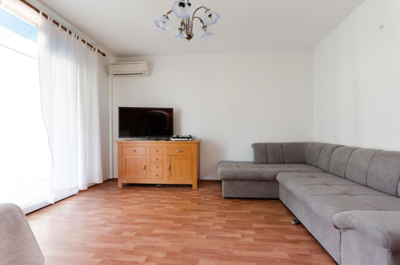 Apartments Slavica R Banjol 외부 사진