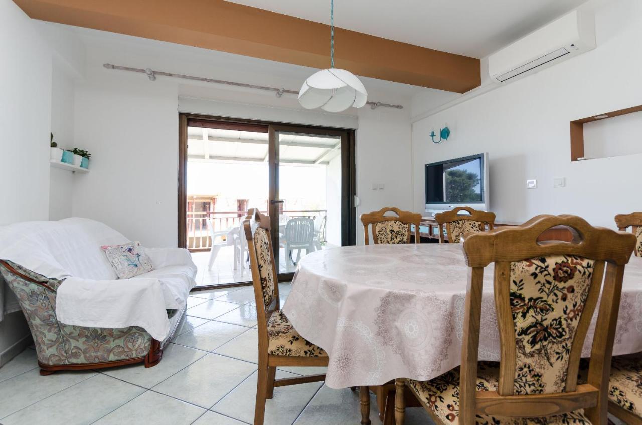 Apartments Slavica R Banjol 외부 사진