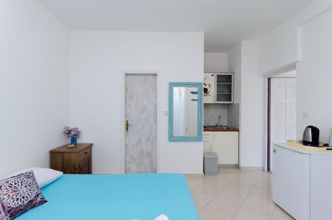 Apartments Slavica R Banjol 외부 사진