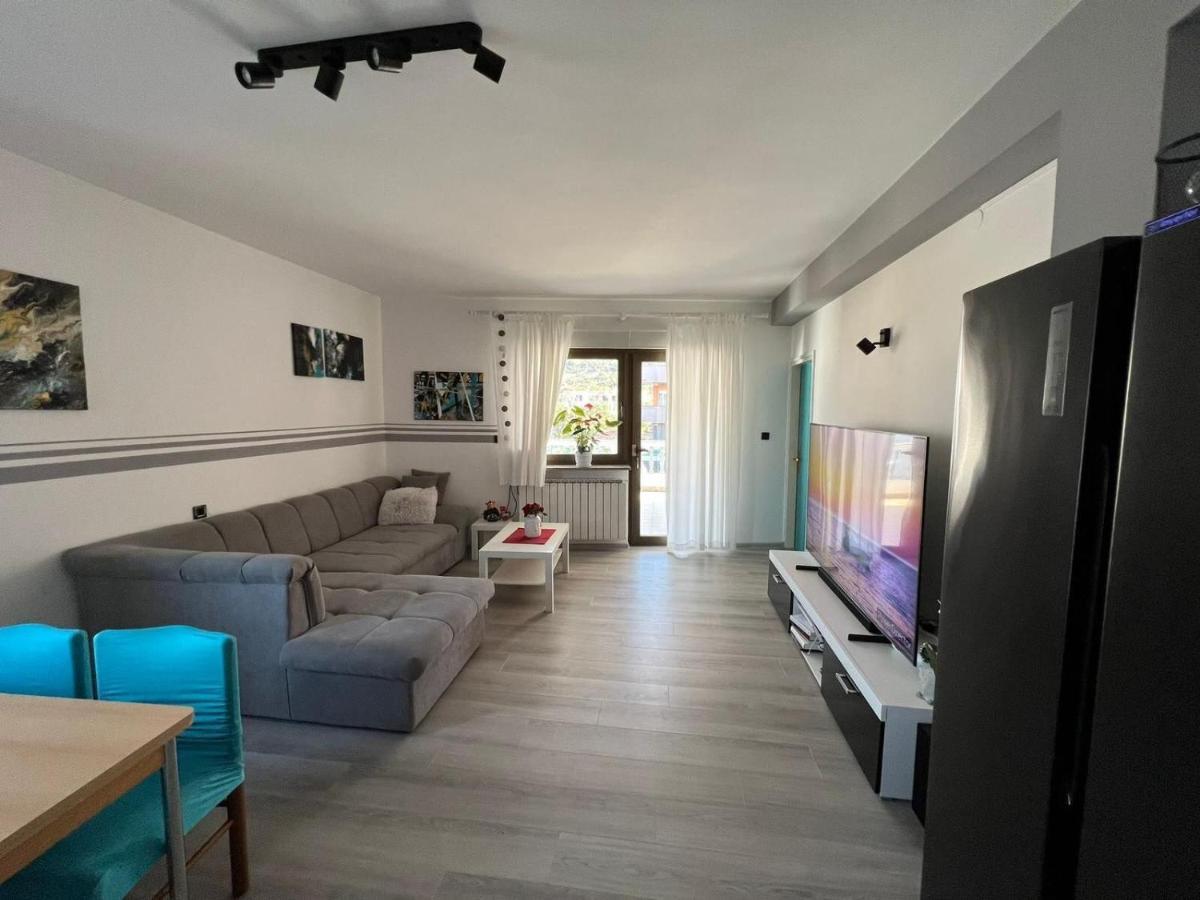Apartments Slavica R Banjol 외부 사진