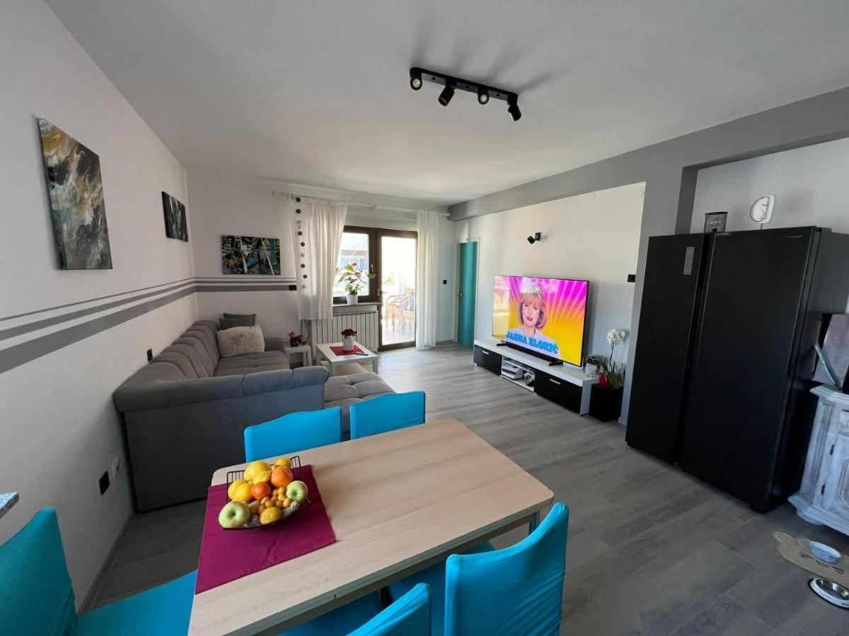 Apartments Slavica R Banjol 외부 사진
